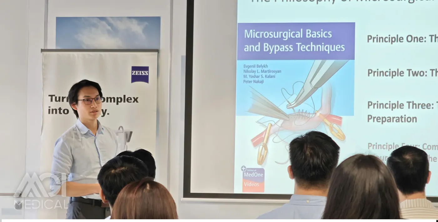 The morning of the workshop: the session on the principles of microsurgery. Photo: MGI Medical.